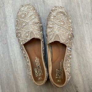 Sparkly champagne Toms